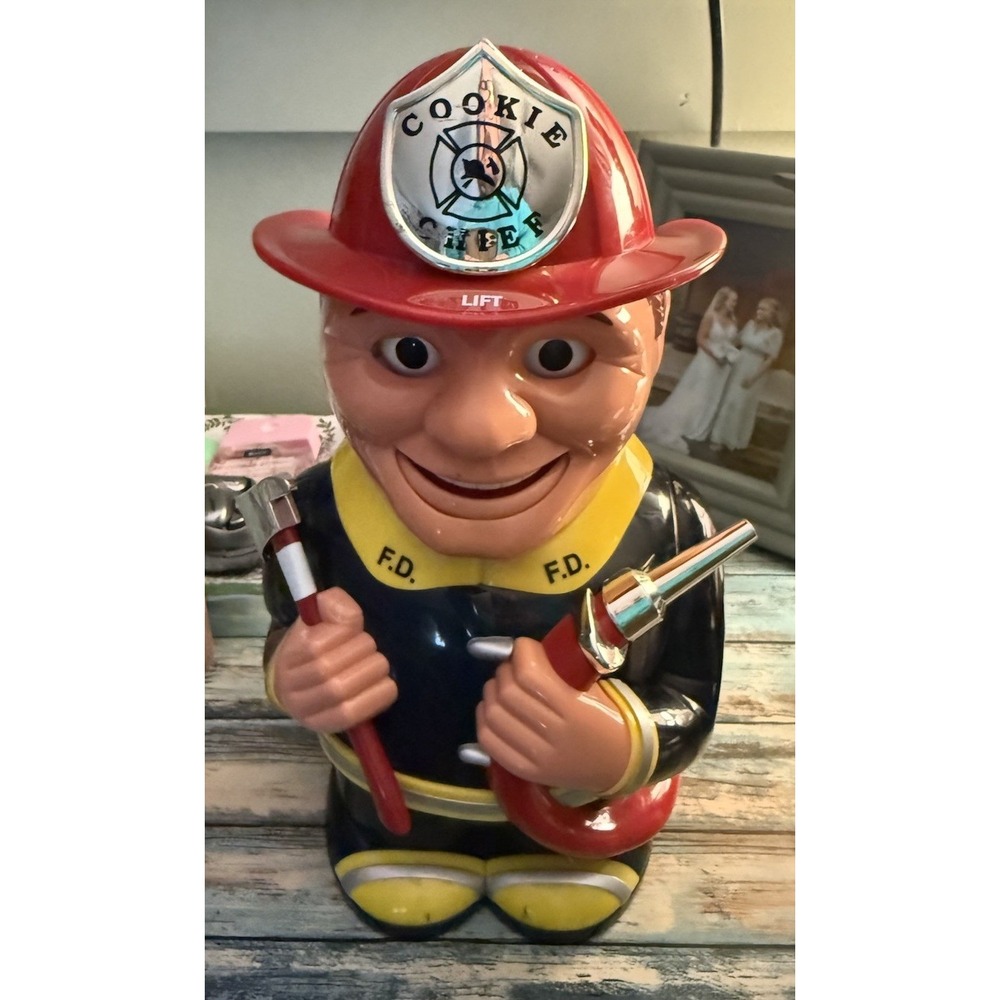 Vintage Original Fireman Talking Cookie Chief Jar Collectible Animated Tested